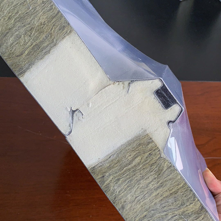 新型巖棉屋面板